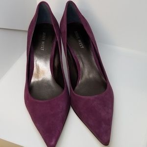 Nine West Nwnuncio purple suede low heel shoe 7.5M